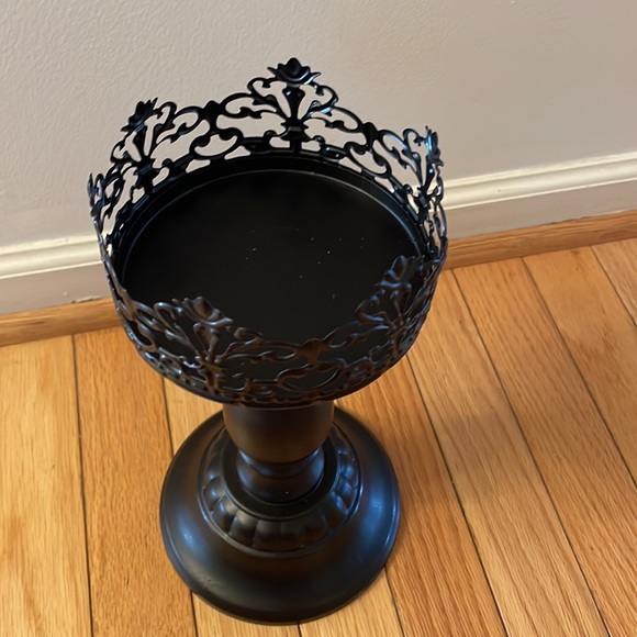 v i n t a g e :: large Metal damask Gothic candleholder Victorian vintage style - Picture 3 of 3